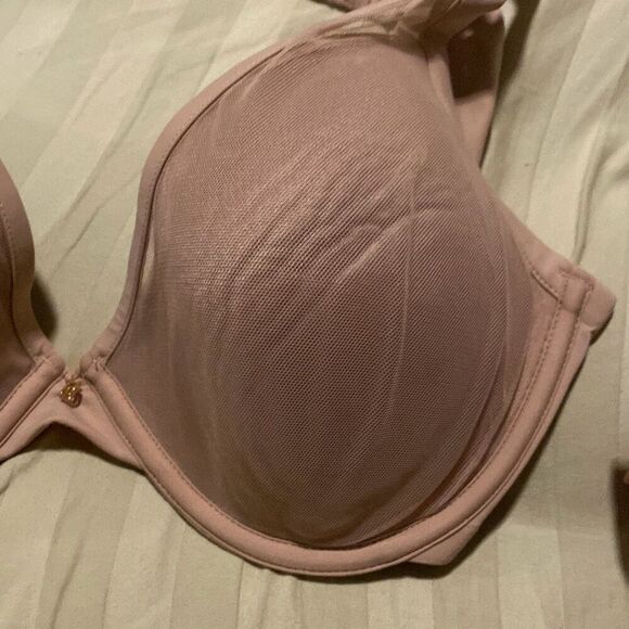 ThirdLove classic contour, plunge bra, size 40B  - Picture 6 of 7
